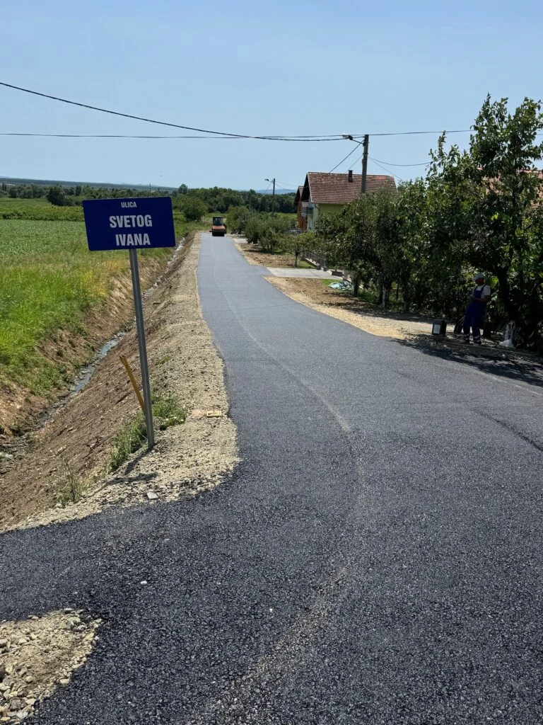 U Gromačniku završeni radovi na uređenju kolnika