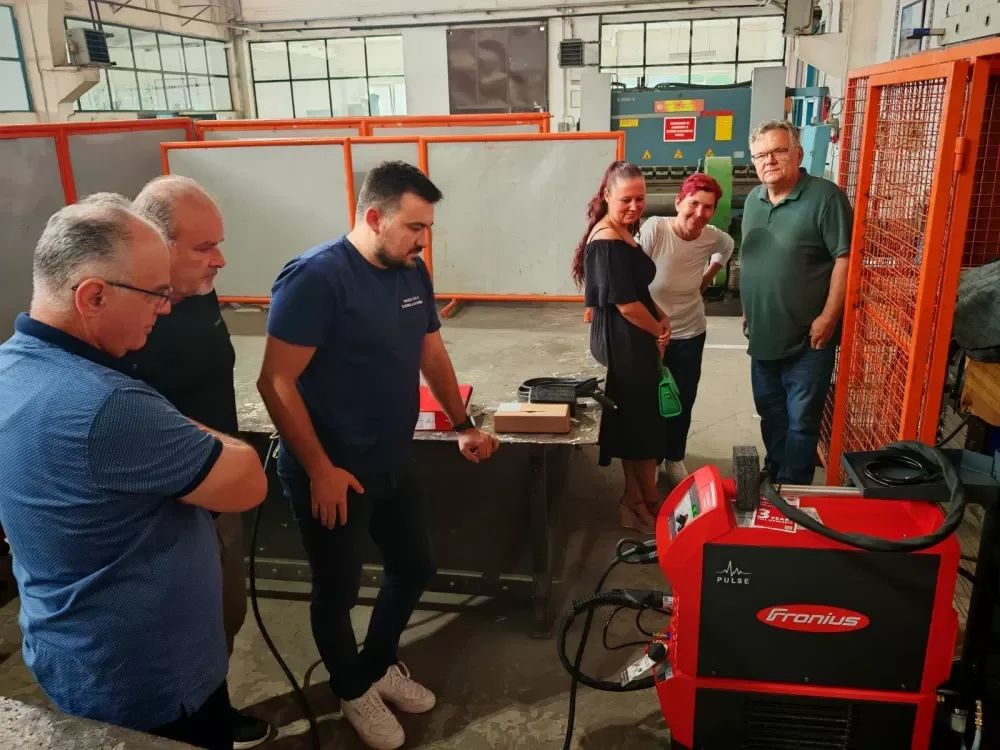 Vrijedna donacija BPŽ, novi stroj stigao u Industrijsko-obrtničku školu