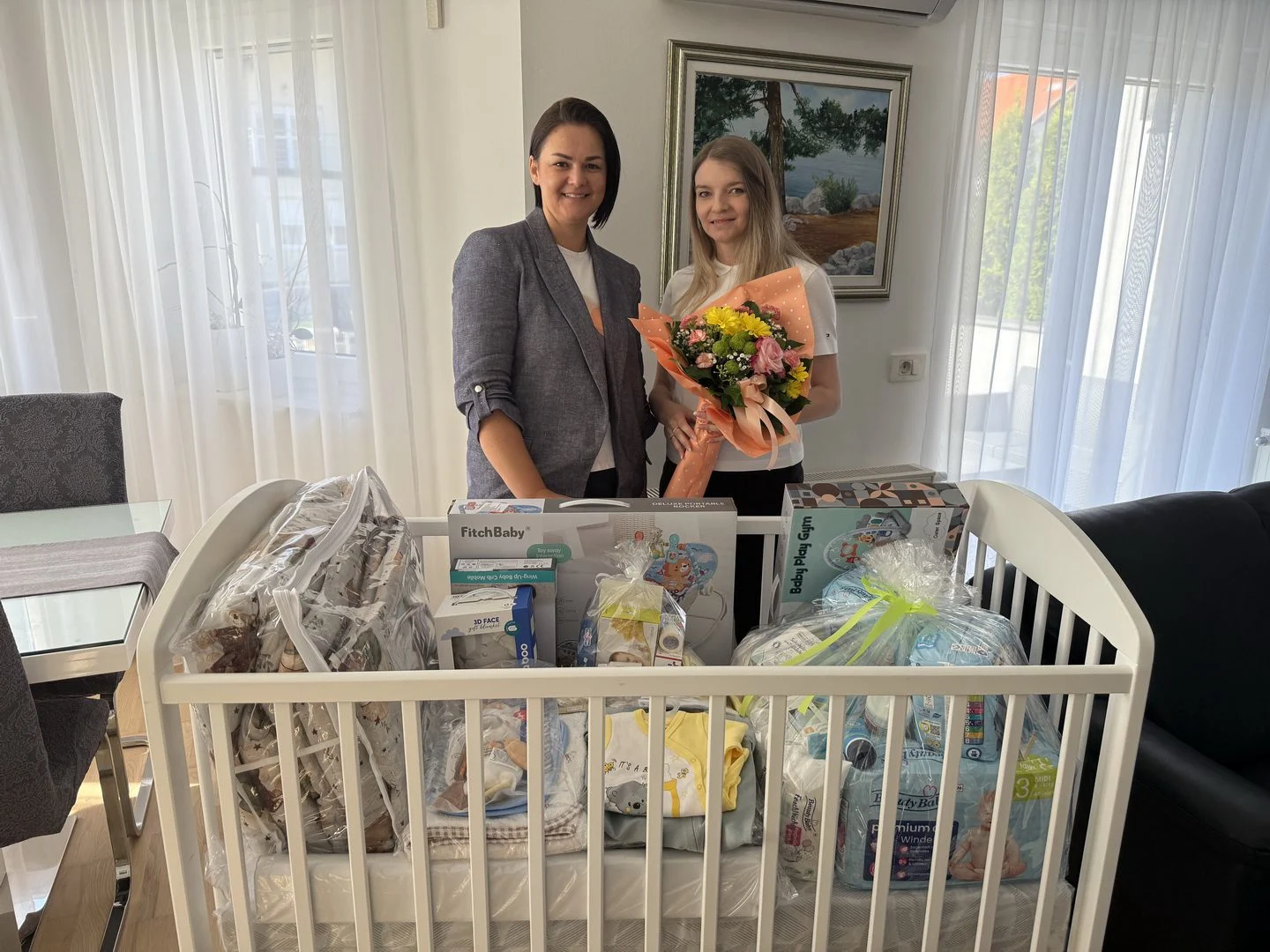 Deset brodskih obitelji primilo opremu za svoje bebe