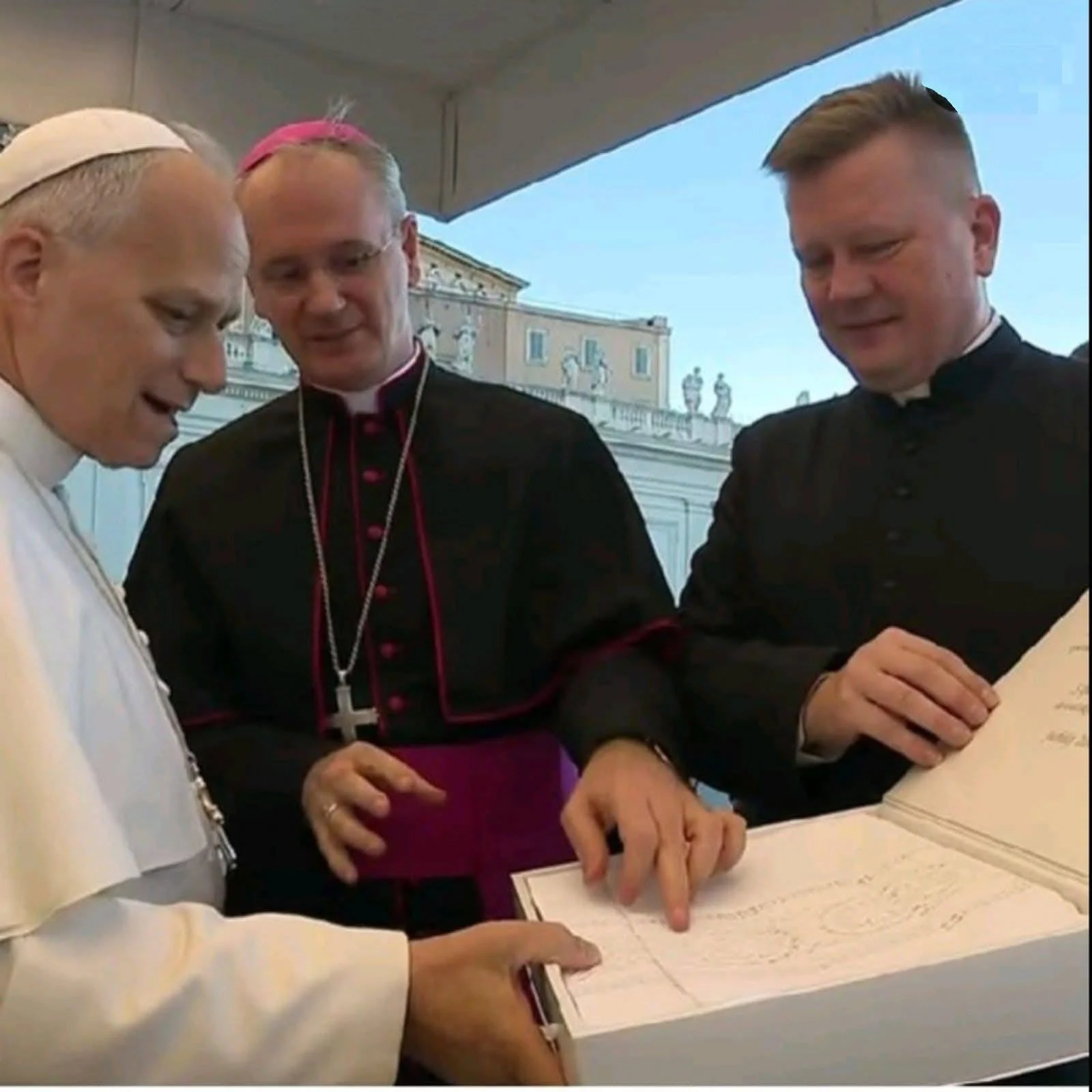 Sikirevačka čipka stigla do Vatikana – ponos za Općinu, Slavoniju, ali i cijelu Hrvatsku