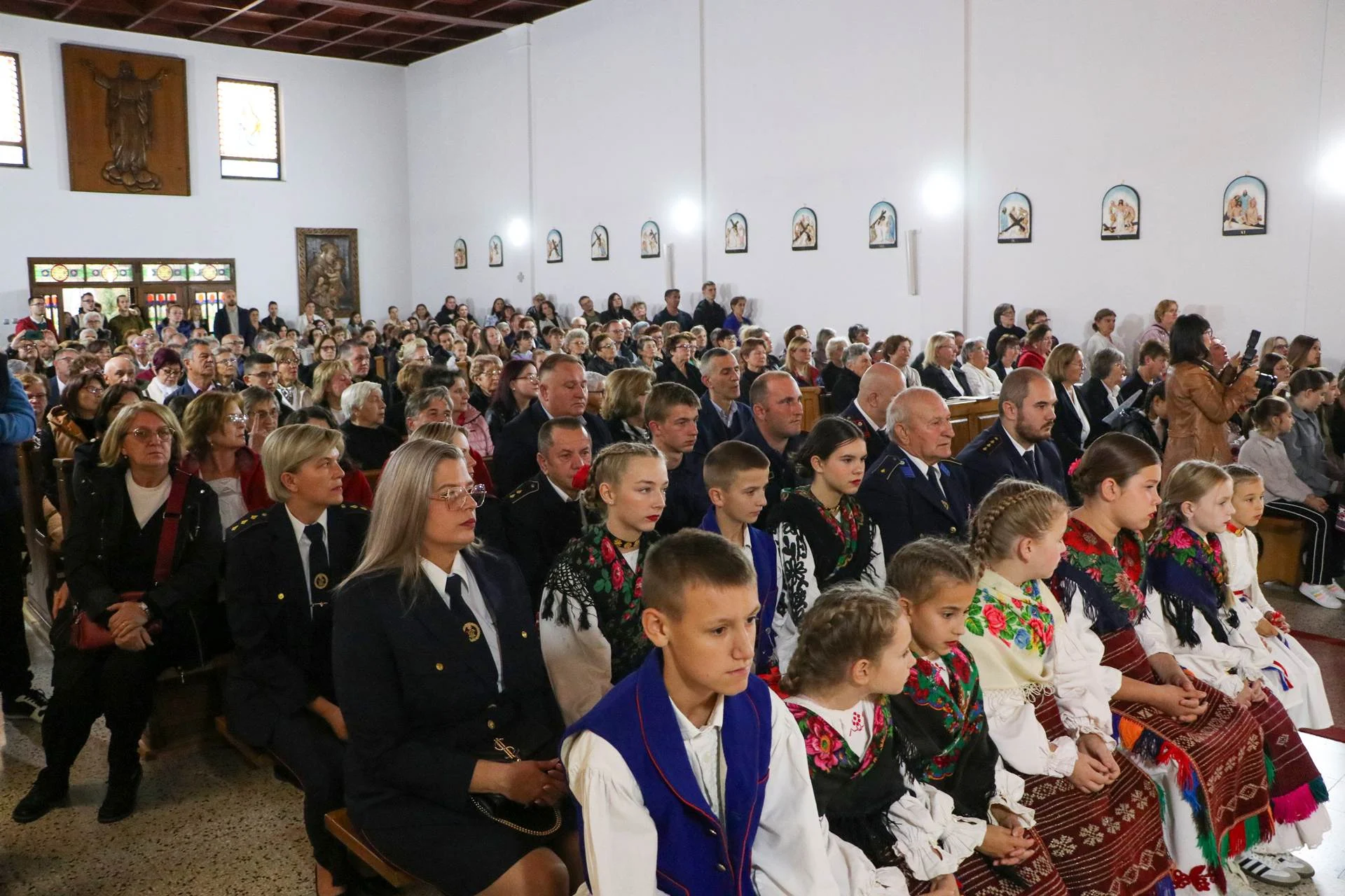 Posveta župne crkve Krista Kralja u Rešetarima