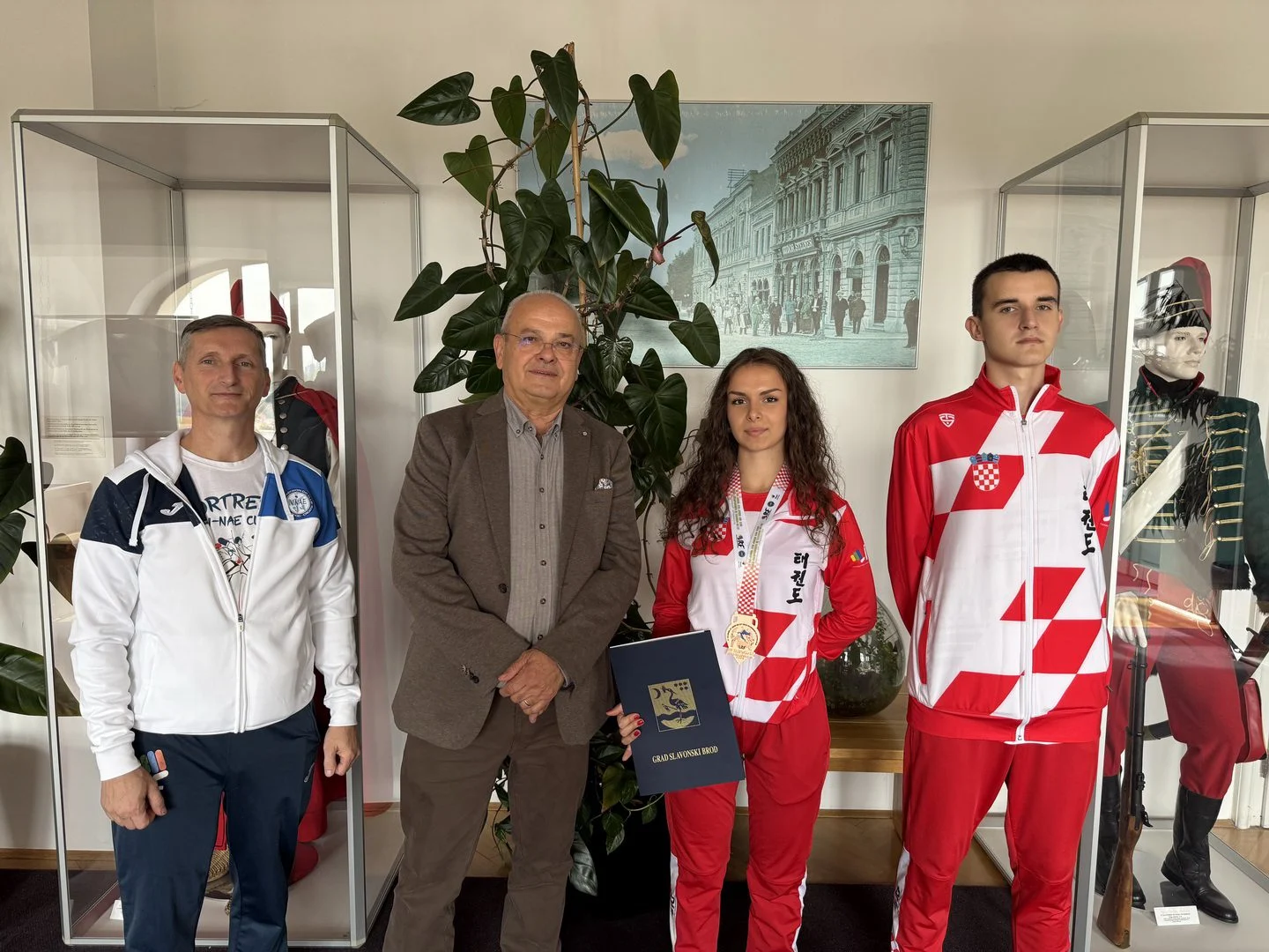 Gradonačelnik ugostio Andreu Brezovac