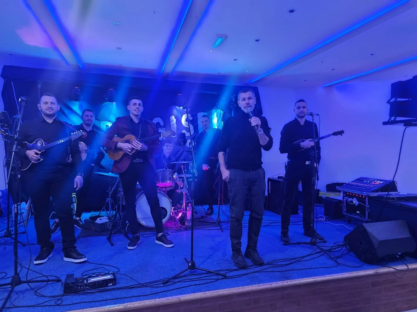 Plava noć u Slavonskom Brodu