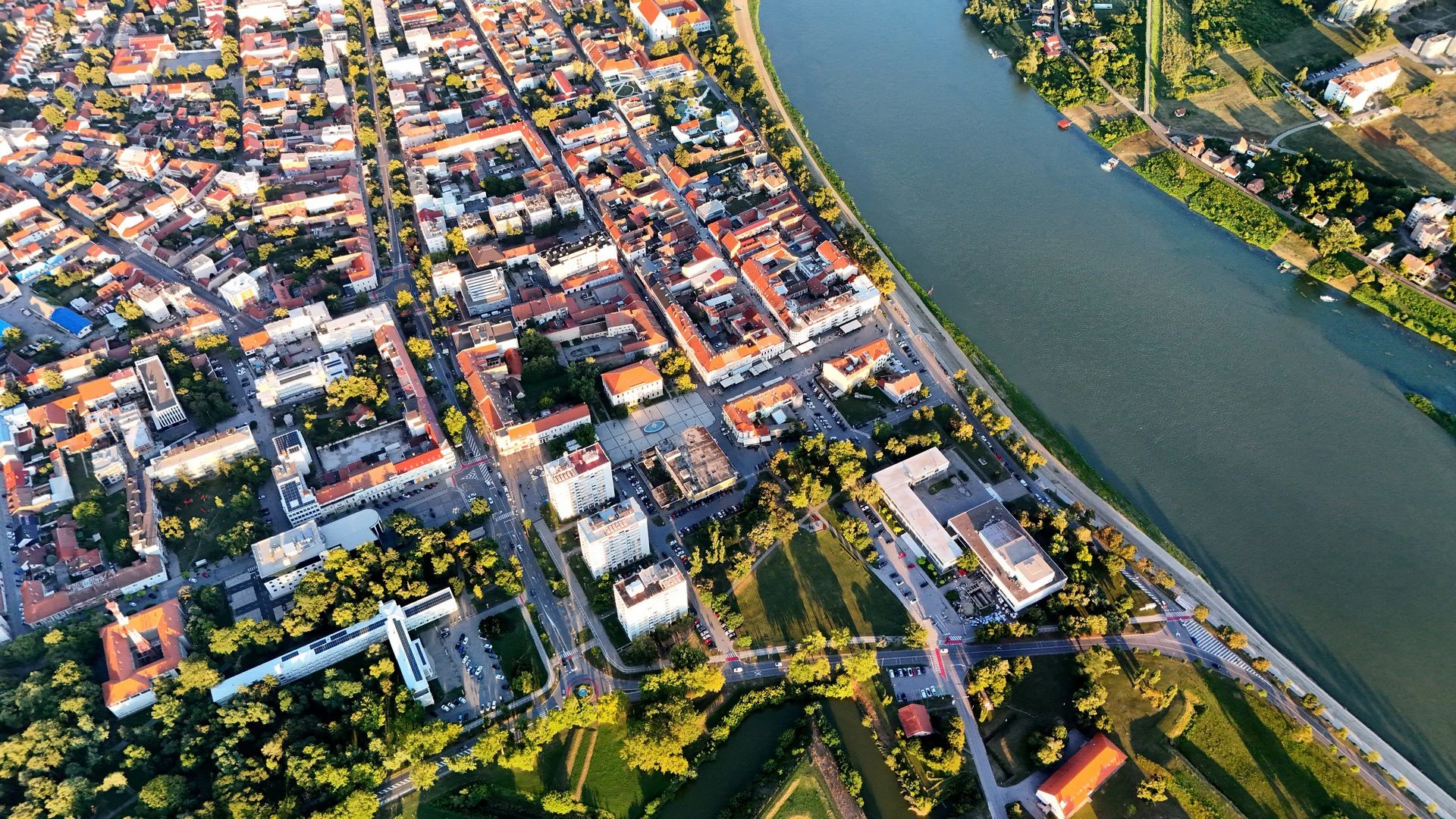 Slavonski Brod pojačava nadzor kvalitete zraka: Novi podaci i dodatna mjerenja za preciznije analize