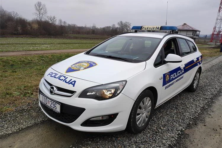 Ukrajinac spriječen u krijumčarenju stranih državljana