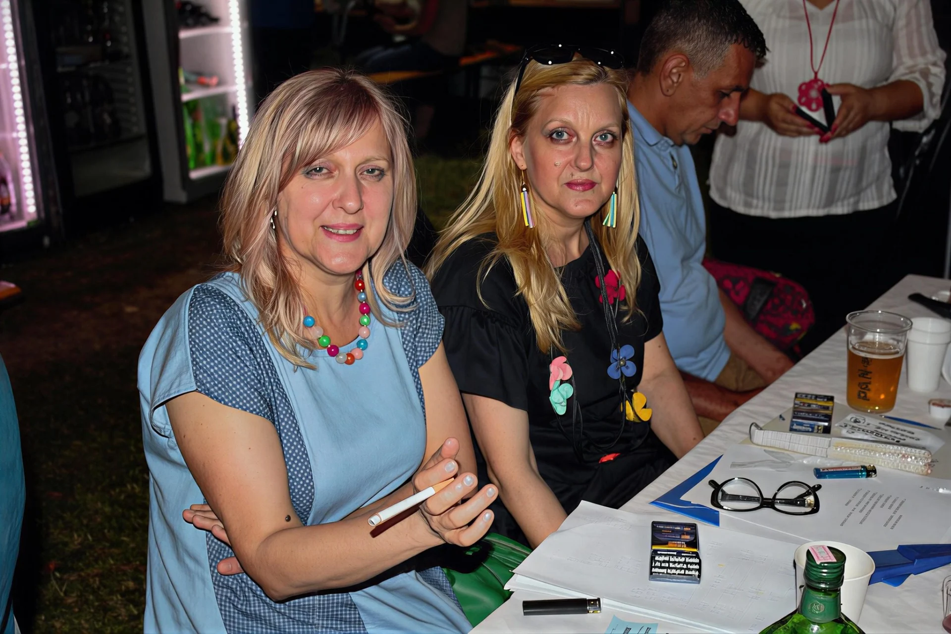 Dvije sestre koje su postale svojevrsni stupovi između jučer i sutra