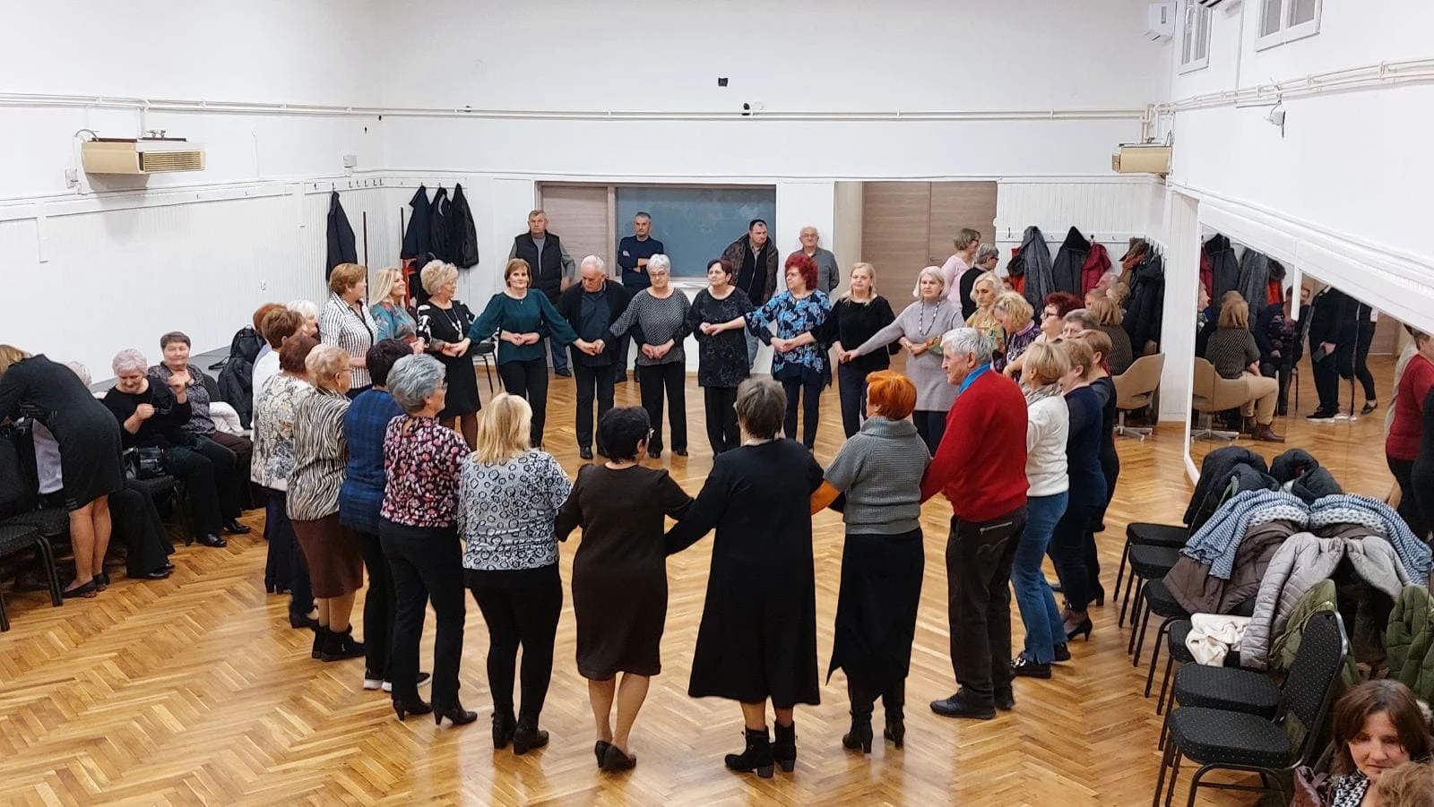 Nova plesna večer za umirovljenike u prosincu