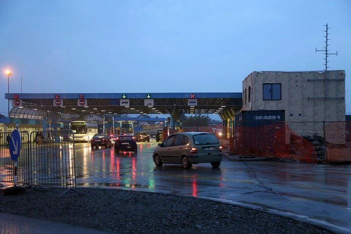 Na graničnom prijelazu Slavonski Šamac otkriveni krivotvoreni pečati