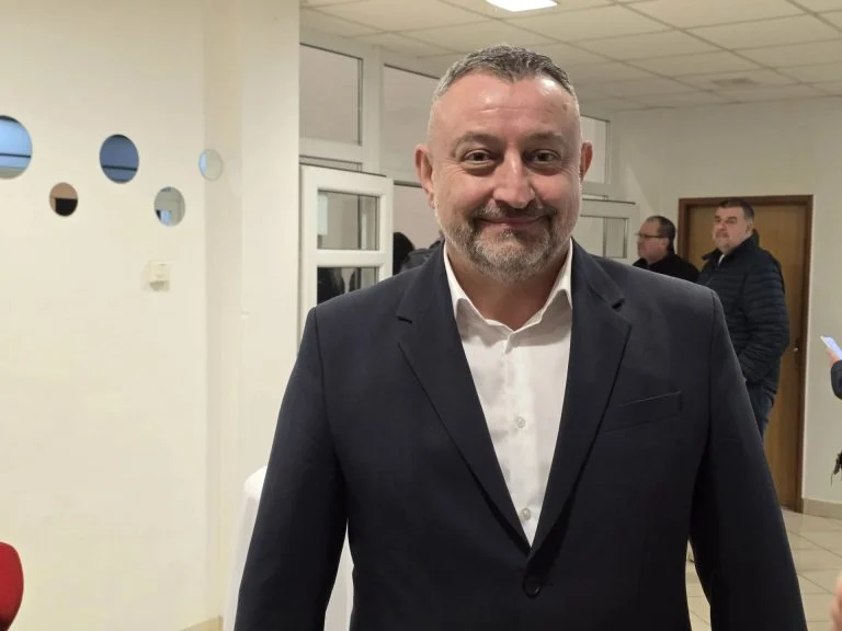 Nisam se rodio kao načelnik, već kao običan čovjek. Ljudi su mi dali povjerenje i ja danas živim općinu 24 sata dnevno