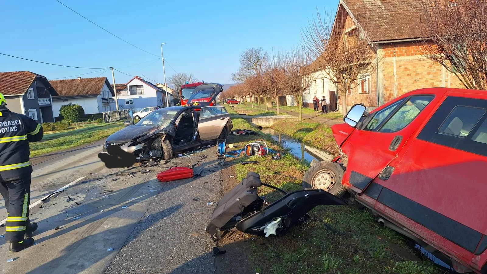 Teška prometna nesreća u Starom Slatiniku