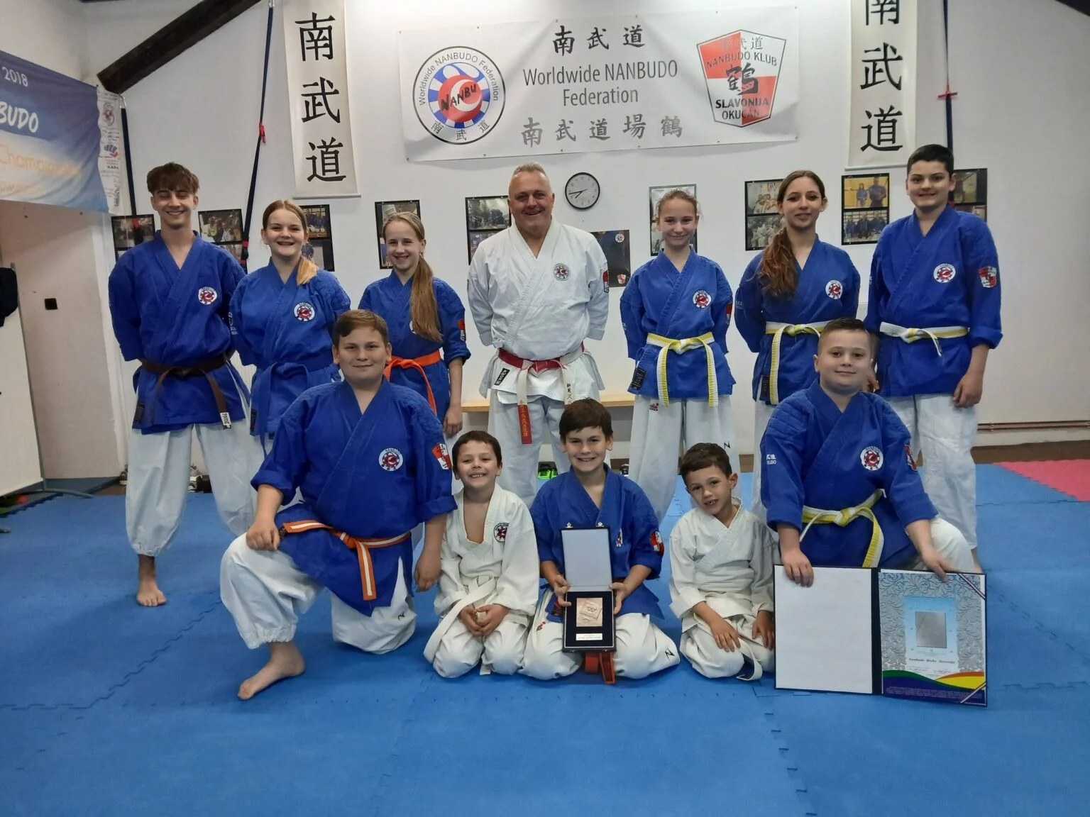 Nanbundo klubu Slavonija uručena plaketa BPŽ