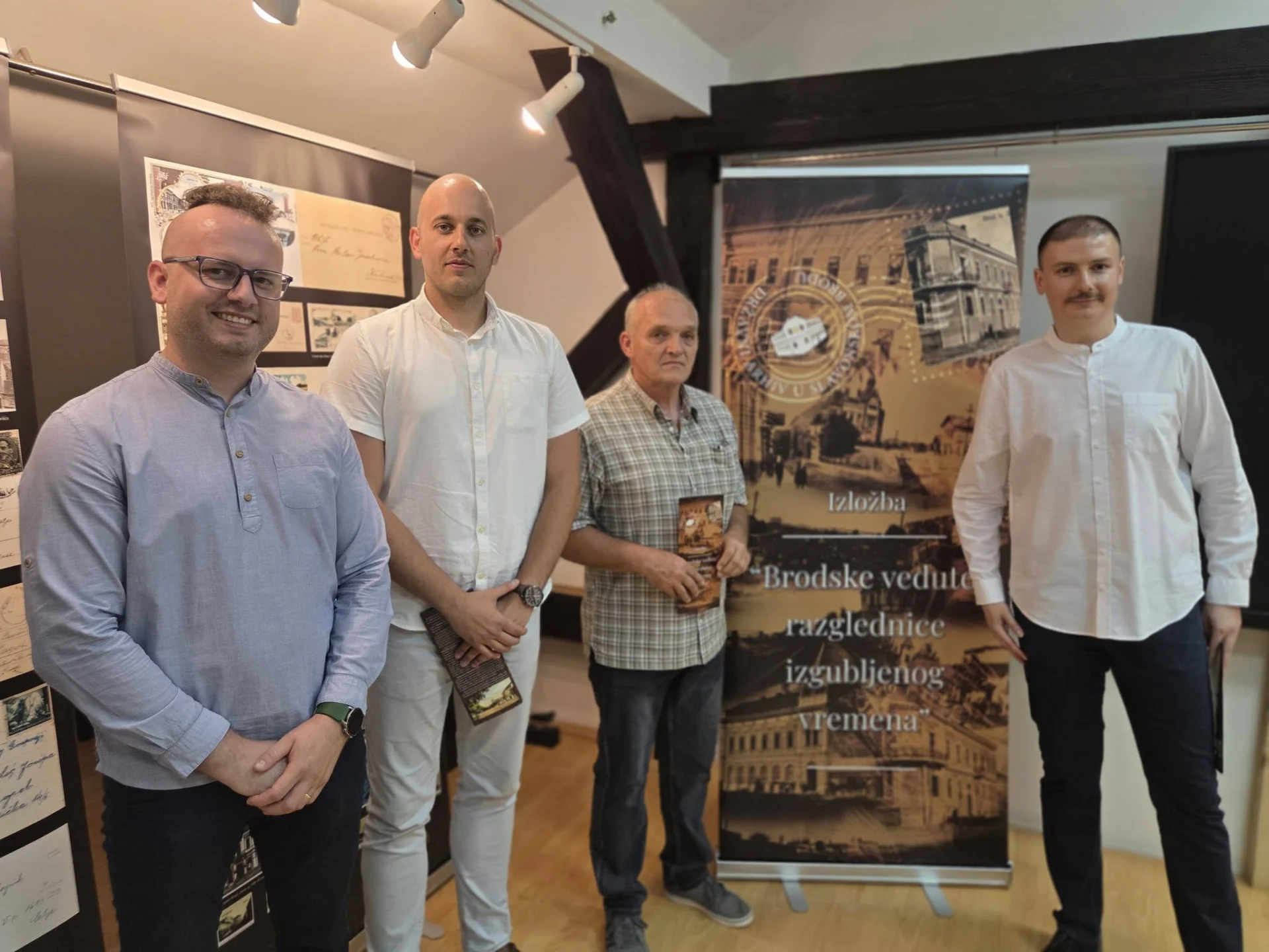 Otvorena izložba „Brodske vedute: razglednice izgubljenog vremena“